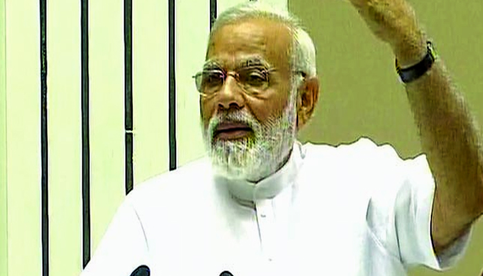 तिहेरी तलाकला राजकीय स्वरूप देऊ नका – नरेंद्र मोदी