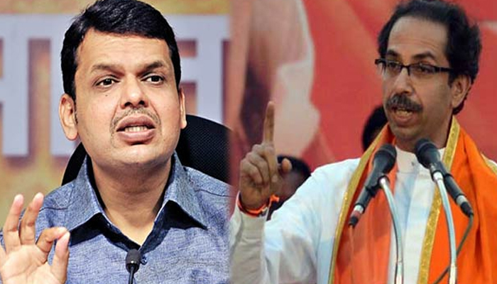 400 कोटींचा डाळ घोटाळा होईपर्यंत पारदर्शक सरकार झोपले होते काय ?