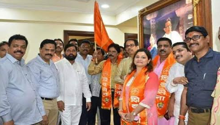 राष्ट्रवादीचे माजी आमदार गिल्बर्ट मेंडोंसा शिवसेनेत