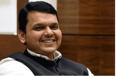 मराठा तरुणांना तात्काळ कर्ज देण्याचे मुख्यमंत्र्यांचे बँकांना निर्देश !