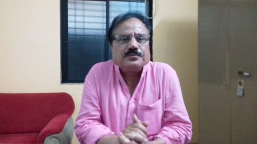 फुलचंद कराडांचा दावा ठरला फुसका, काही मिनिटांतच गडावरुन परतले ! फुलचंद कराडांचा दावा ठरला फुसका, काही मिनिटांतच गडावरुन परतले !