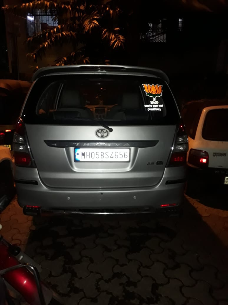 ठाणे – भाजप नगरसेवकाकडे सापडली खोट्या नंबरप्लेटची गाडी !