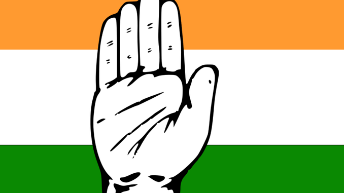 कर्नाटक – विजयी मिरवणुकीत काँग्रेसच्या कार्यकर्त्यांवर अॅसिड हल्ला, अनेक कार्यकर्ते जखमी !