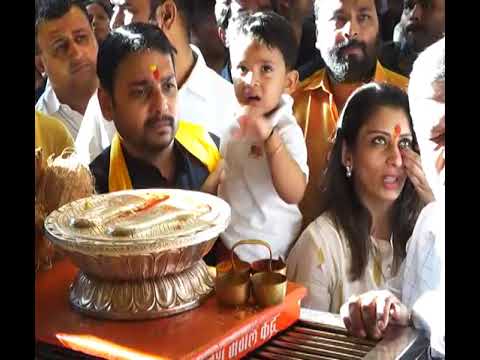 आ. विश्वजीत कदम दगडूशेठच्या चरणी, पतंगराव कदमांच्या आठवणींना दिला उजाळा ! VIDEO