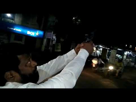 कोल्हापूर- भररस्त्यात हवेत गोळीबार करणा-या सरपंचावर गुन्हा दाखल ! VIDEO