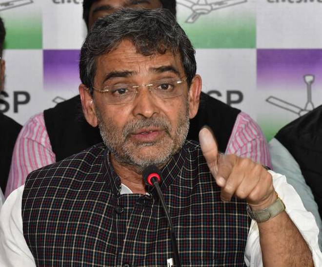 बिहार – एनडीएला सोडचिठ्ठी देणा-या उपेंद्र कुशवाह यांना धक्का, पक्षातील आमदारांची बंडखोरी !