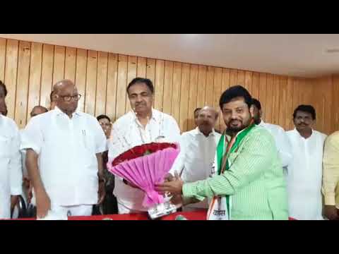 रायगडमध्ये शिवसेनेला धक्का, माजी जिल्हाप्रमुखाचा राष्ट्रवादीत प्रवेश ! VIDEO