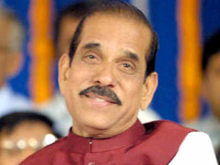 माझा राजीनामा स्वीकारा, मनोहर जोशींची उद्धव ठाकरेंना विनंती !