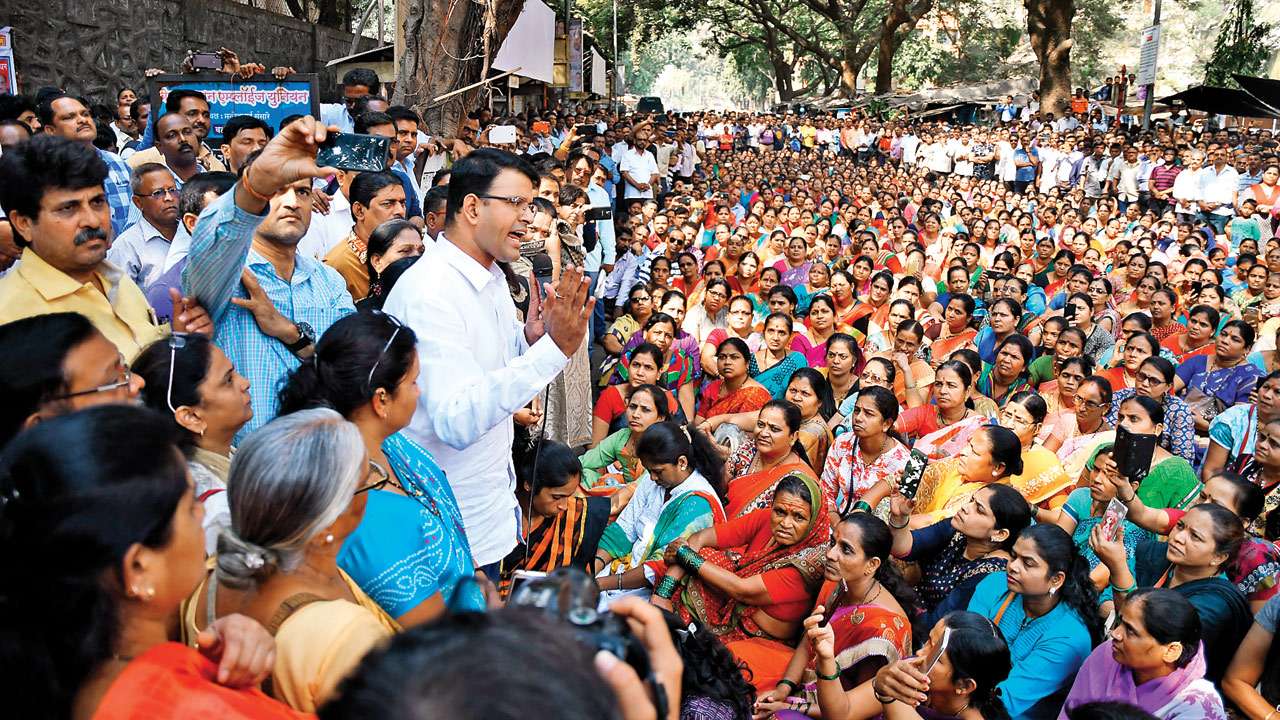 तुम्हाला किती मदत करायची हे आता बेस्ट ठरवेल, शशांक राव यांचा उद्धव ठाकरेंना इशारा !