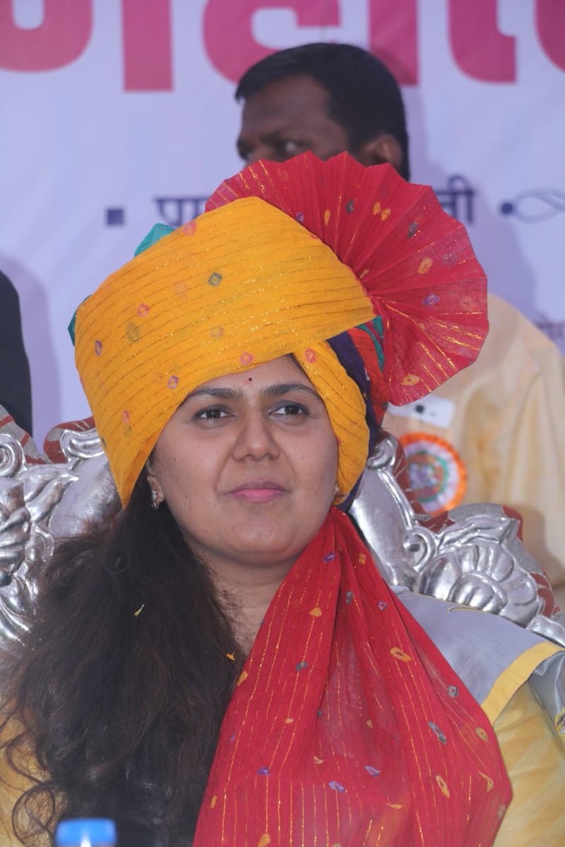 मुंडे साहेबांची हत्या झाली असेल तर चौकशीची सुरुवात तुमच्यापासून करावी लागेल – पंकजा मुंडे मुंडे साहेबांची हत्या झाली असेल तर चौकशीची सुरुवात तुमच्यापासून करावी लागेल – पंकजा मुंडे