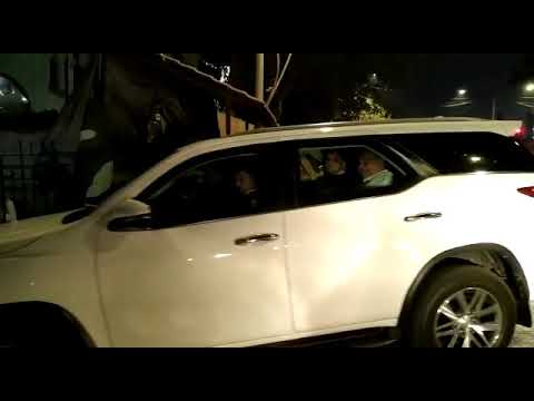 शिवसेना-भाजप युतीसाठी जोरदार हालचाली, वर्षावरील बैठकीनंतर भाजप नेते मातोश्रीवर ! VIDEO