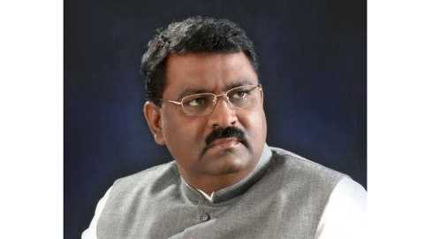 ‘त्या’ बोलक्या पोपटामुळेच मला राष्ट्रवादीतून बाहेर पडावं लागलं – सुरेश धस