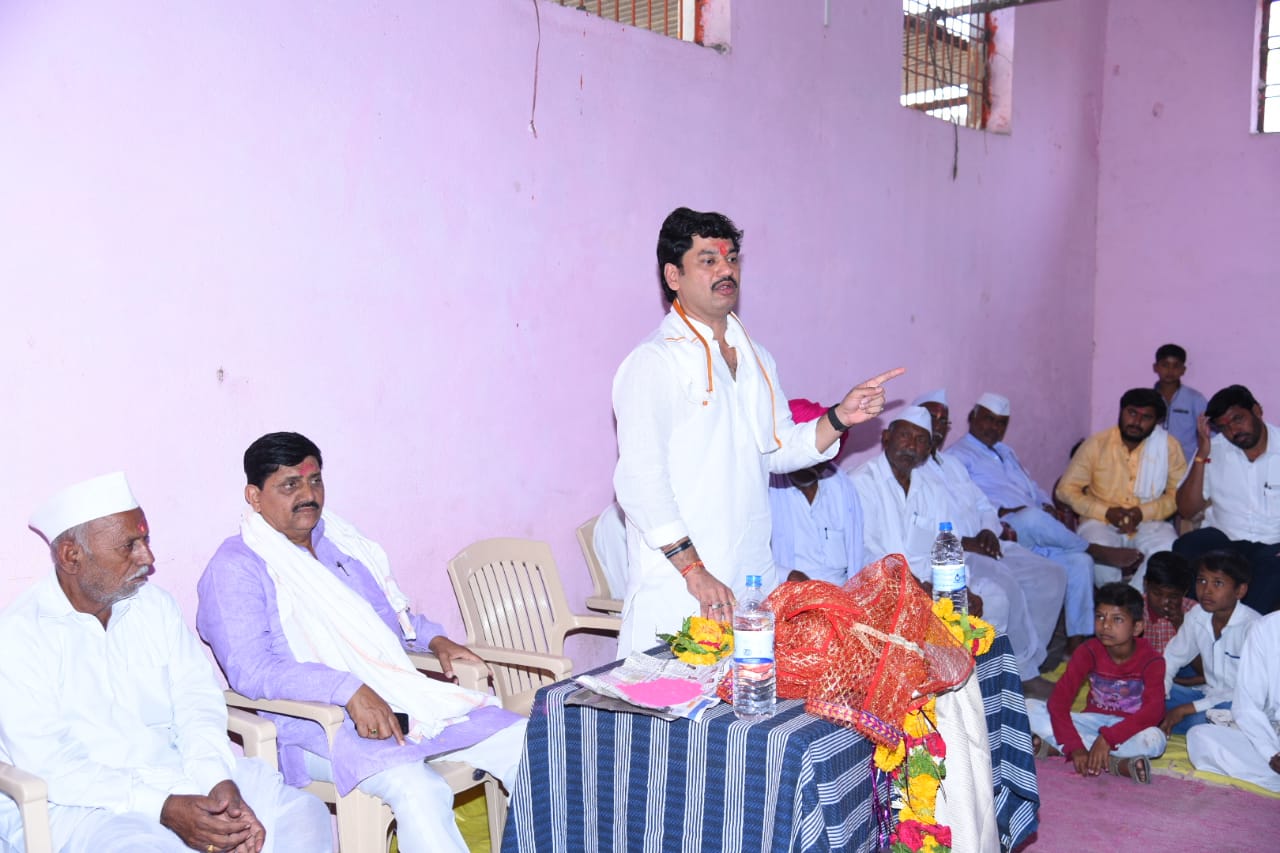 देश परिवर्तन मागतो आहे, बीड जिल्ह्यातही परिवर्तन घडवा- धनंजय मुंडे