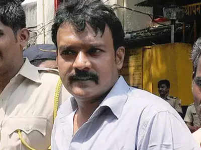 तुरुंगात असलेल्या रमेश कदमांसह ठाण्यातून 53 लाखांची रोकड जप्त!