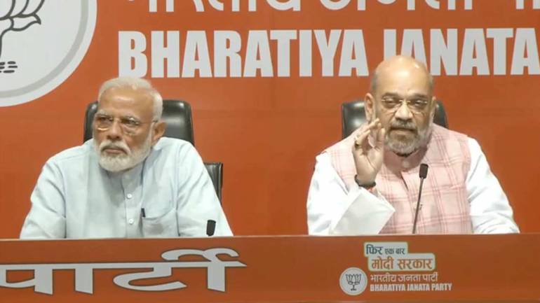 राज्यातील सत्तेबाबत मोदी, शाहांचे महत्त्वपूर्ण निर्णय! राज्यातील सत्तेबाबत मोदी, शाहांचे महत्त्वपूर्ण निर्णय!