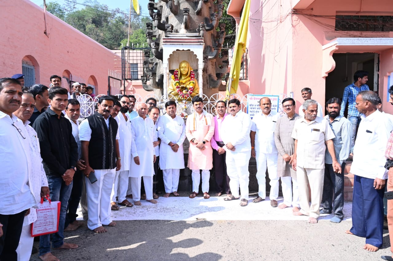 वैद्यनाथाचे दर्शन घेऊन धनंजय मुंडेंनी परळीकरांना दिला हा शब्द !