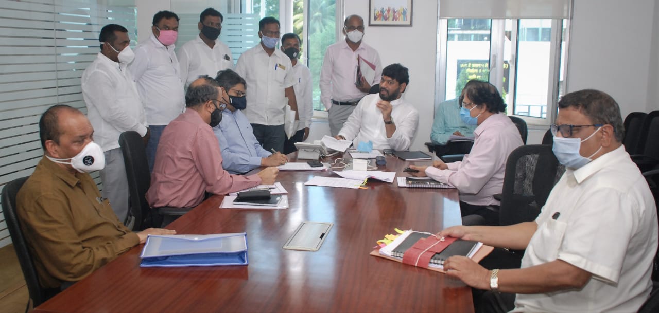 पीपल्स एज्युकेशन सोसायटीच्या सिद्धार्थ महाविद्यालयास १२ कोटी ७९ लाख रुपये निधी मंजूर – धनंजय मुंडे