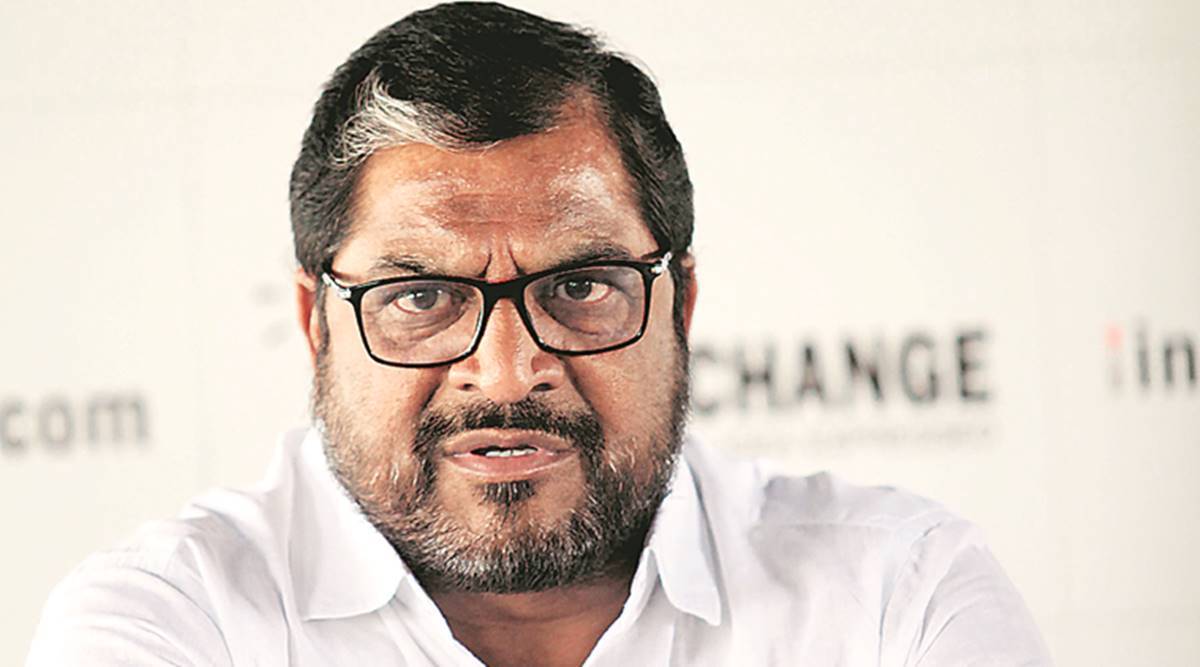 “गाढविनीचं दूध 1 हजार रुपये लिटर किंमतीनं मिळतं, पण सत्तेवरच्या गाढवांना गाईच्या दुधाची किंमत कळत नाही”, राजू शेट्टींचा बारामतीत एल्गार !