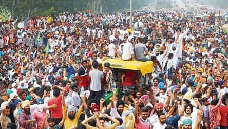 मराठी साहित्यिकांची शेतकरी आंदोलनात उडी