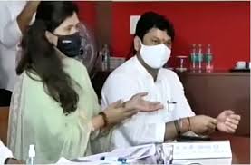 पंकजाताई तो त्रास तुझ्या वाट्याला येऊ नये – धनंजय मुंडे