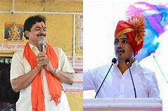 कर्जत-जामखेडमध्ये ग्रामपंचायत निवडणूकीवरुन तुतू-मैमै कर्जत-जामखेडमध्ये ग्रामपंचायत निवडणूकीवरुन तुतू-मैमै