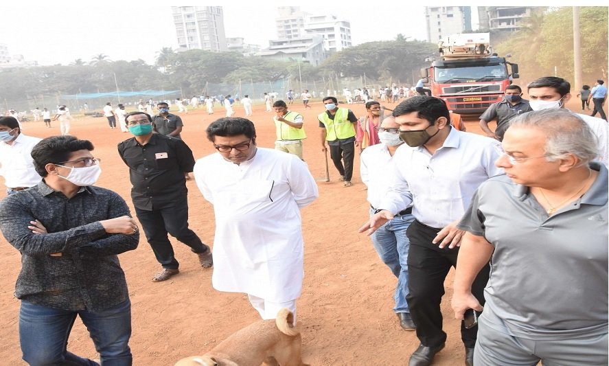 मुंबईत नाशिक पॅटर्न राबविण्याचा राज ठाकरेंचा सल्ला